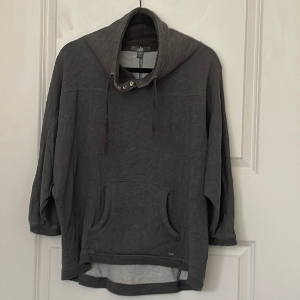 ALO Yoga Charcoal Sweatshirt